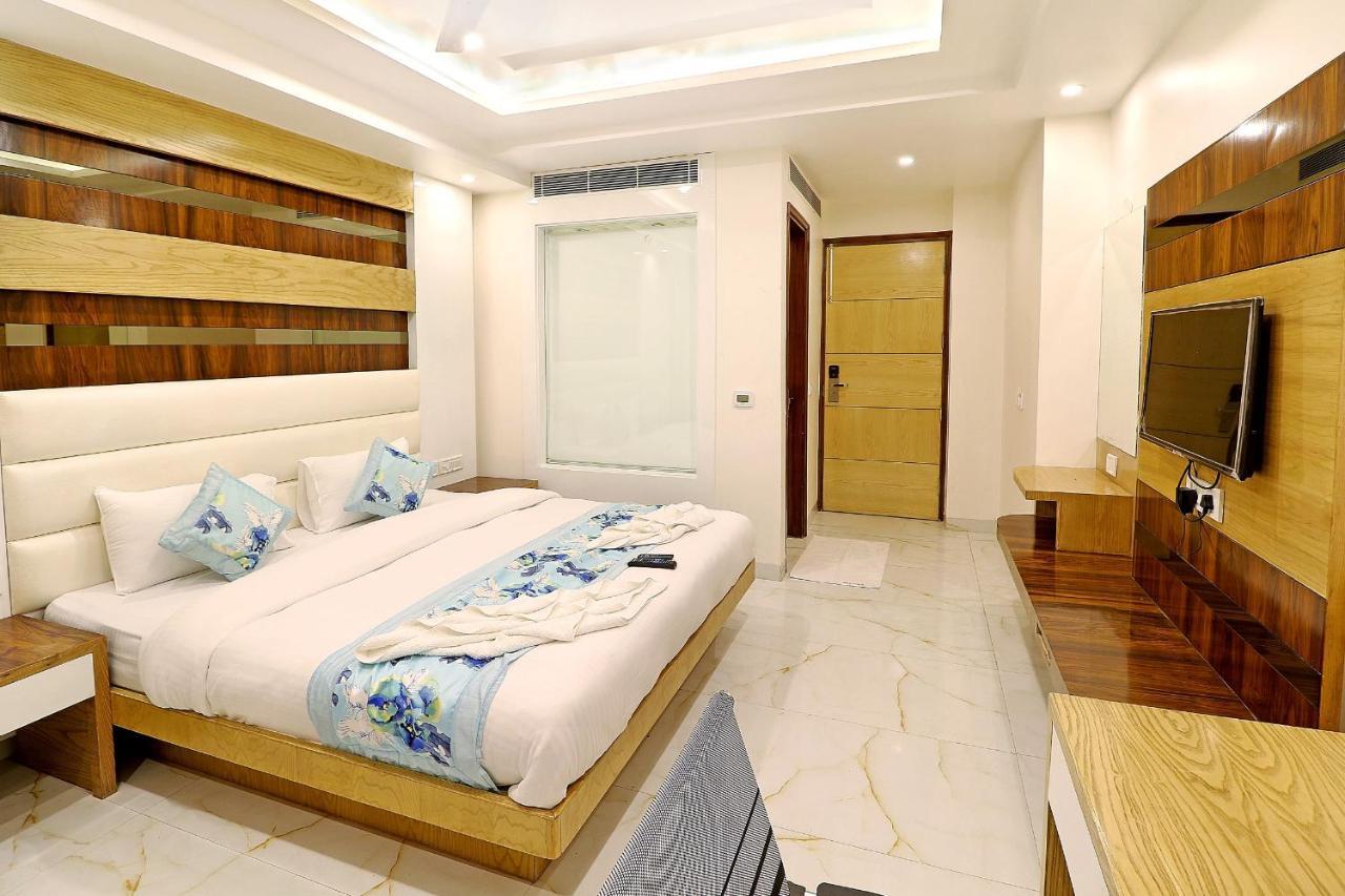 Hotel York Legacy -3 Minutes Walk From New Delhi Railway Station 'The 5 Star Ambience' Newly Built Nova Deli Exterior foto